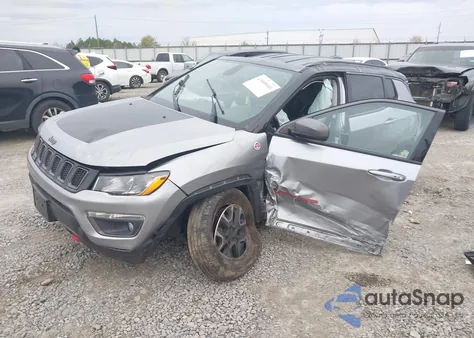 2019 Jeep Compass Trailhawk 4X4 z USA, uszkodzony, nr VIN 3C4NJDDB8KT671153